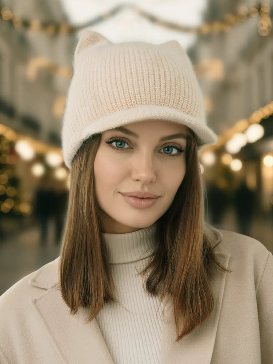 Шапка вязаная бежевая